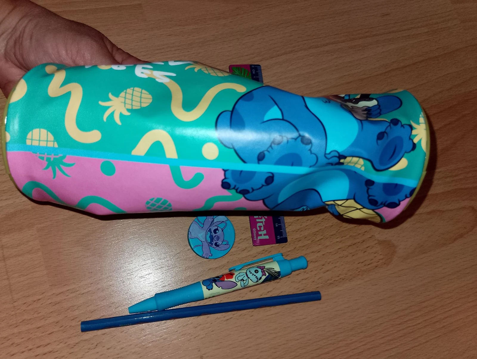 Lote nuevo de papelería Disney Stitch con estuche – photo 4